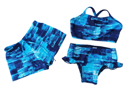 Conjunto trio biquíni infantil - TOP + calcinha + shortinho praia - comprar online