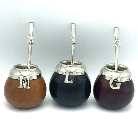 Mate calabaza con inicial y bombilla