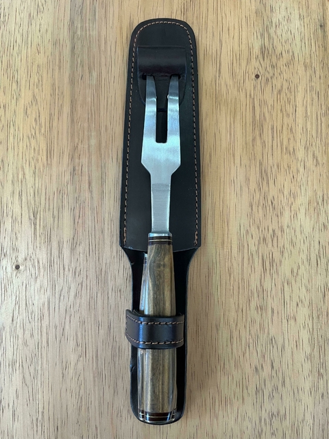 Juego regional trinchar carbono en vaina