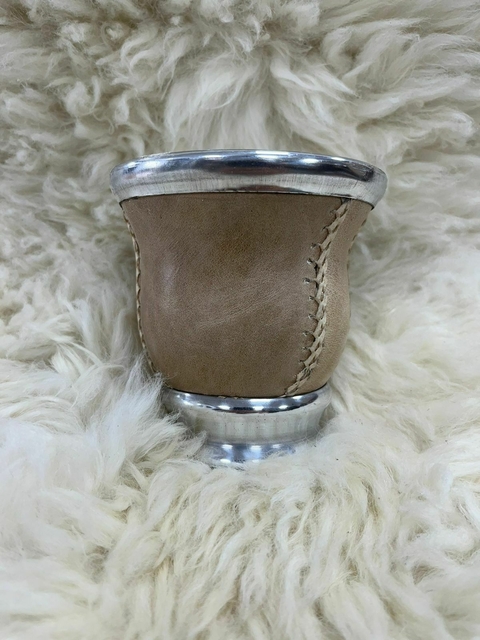 Mate bocon cuero crudo con aluminio