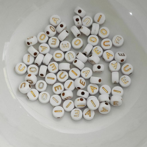 Miçanga Letras dourado Arredondada - Vogais