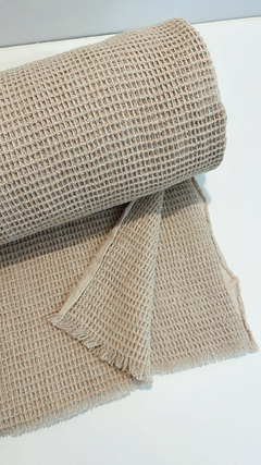 Manta Pie de Cama Cubre Sillón NIDO DE ABEJA BEIGE 180cm x 130cm en internet