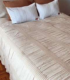 Cubrecama Queen Tusor Waffle BEIGE Nido De Abeja 100% Algodón
