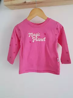 Remera Magic Planet