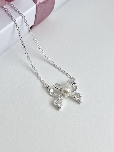 Colar laço cravejado com pérola - comprar online