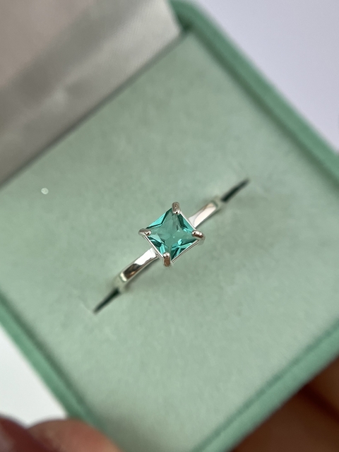 Anel pedra verde turmalina quadrada 5,5mm