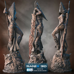 Lady Pyramid Head - Sanix na internet