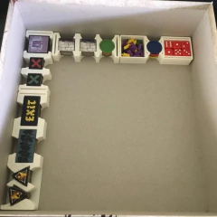 Insert | Organizador de Tokens para Zombicide Black Plague - comprar online