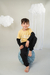 Remera Kids Mostaza Letras, Varon en internet