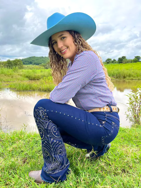 Calça Feminina West Tuff Flare Cos Alto Brilhos New West Luxo em Pedrarias c/ Elastano.