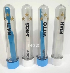 Souvenir Tubo con Cepillo personalizado en internet