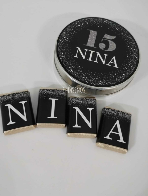 Souvenir lata pastillera + 4 chocolates personalizados - comprar online