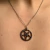 Colar Ouroboros na internet