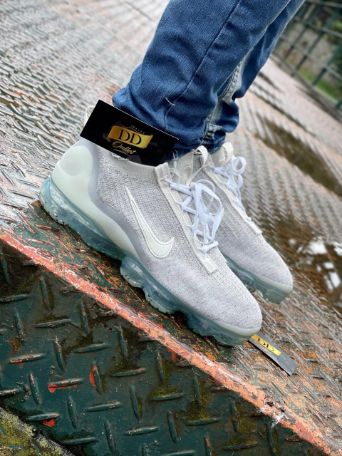 NIKE VAPORMAX 5.0 2022 FK - BRANCO