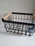 Cesto metal preto alça madeira - comprar online