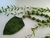 Colar decorativo madeira pendente na internet