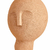 Escultura abstrata em poliresina na cor bege, representando uma face com formas simplificadas.