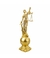 Estatueta da Dama da Justiça em globo dourado, segurando uma balança e uma espada.