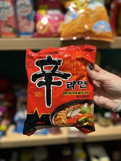 RAMEN Shin Ramyun (picante) 120g
