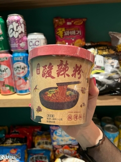 RAMEN sabor carne.