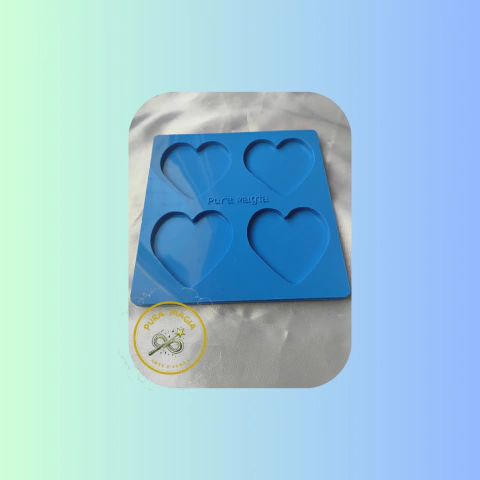 Molde de Silicone para Resina Chaveiro - 4 Corações 6CM