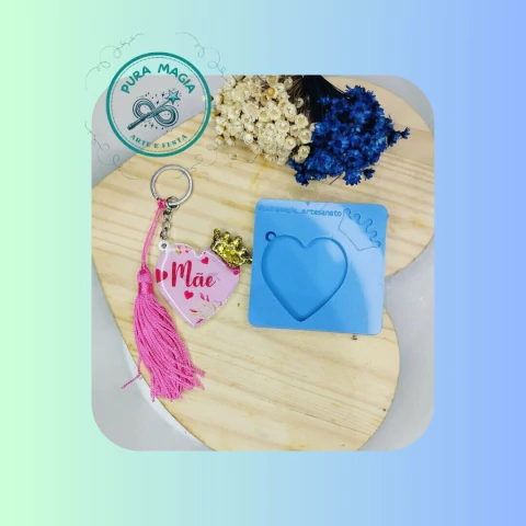 Molde de Silicone Coração 5cm com Coroa - comprar online