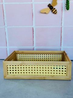 CAIXA EMPILHÁVEL PALHA