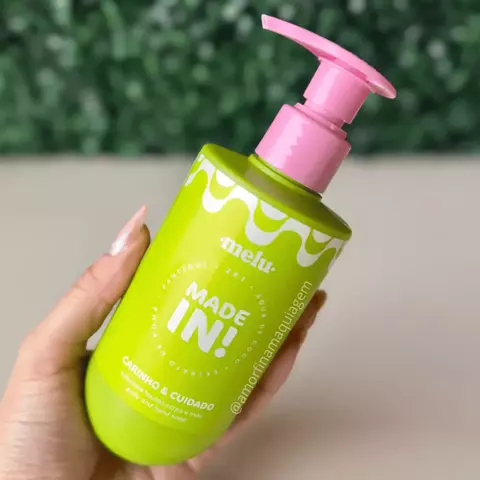 SABONETE LIQUIDO CORPO E MÃOS MADE IN MELU