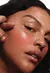 PRÉ VENDA Pocket Blush | Cor freckle - neutral peach | Rhode - maqie 