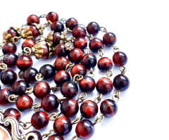 Terço São Francisco - Pedra natural na internet