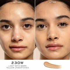 Imagen de Care and Glow Serum Concealer with Hyaluronic Acid