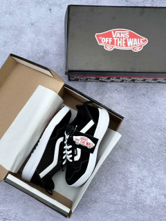 Vans ULTRARANGE EXP Negro