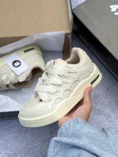 47 Street Crema en internet