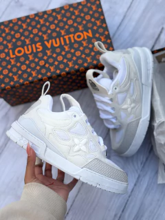 Louis vuitton Crema - comprar online