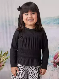 Conjunto Monograma Animê na internet