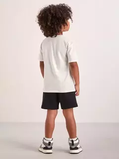 Conjunto Com Estampa de Basquete Youccie - Bolhinhas de Sabão