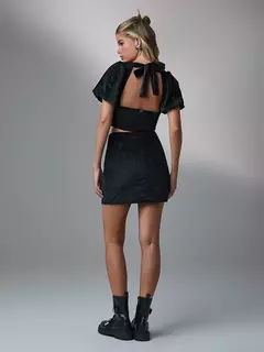SAIA DE VELUDO P PRETO na internet