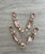V Navete especial rosé com strass boreal