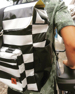 Mochila Aninha Listrada - Macabéa Acessórios