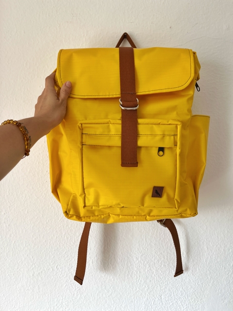 Mochila Aninha Amarela