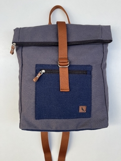 Mochila Rebeca Grafite e Azul - comprar online