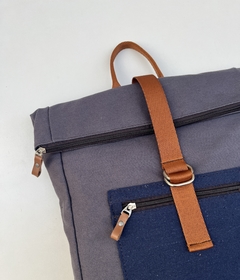 Mochila Rebeca Grafite e Azul - Macabéa Acessórios