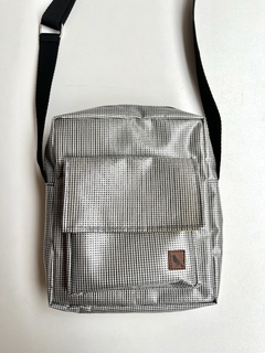 Bolsa Lila Plástica Prateada - comprar online