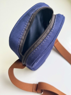 Bolsa Pipi Azul Marinho e Cinza na internet