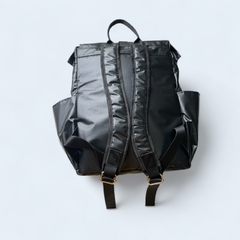 Mochila Ana Preta na internet