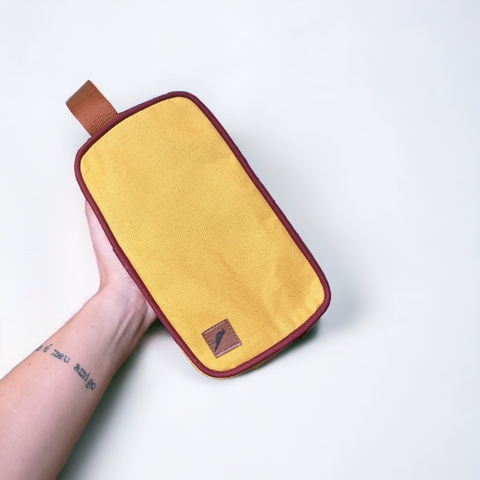 Necessaire Clássica Macabéa Amarela
