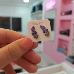 Aros Pasantes con Piedras Violetas Encastradas.