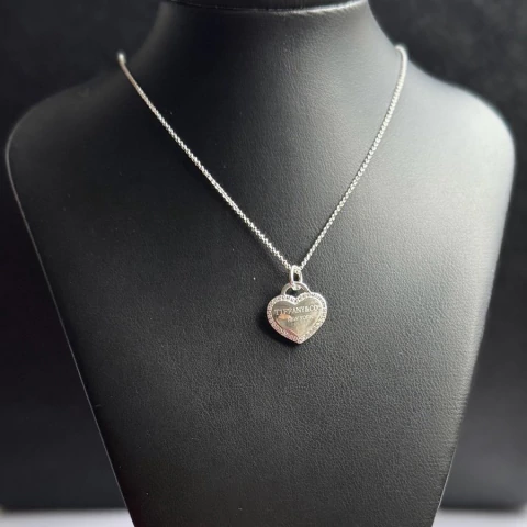 Colar coração secret