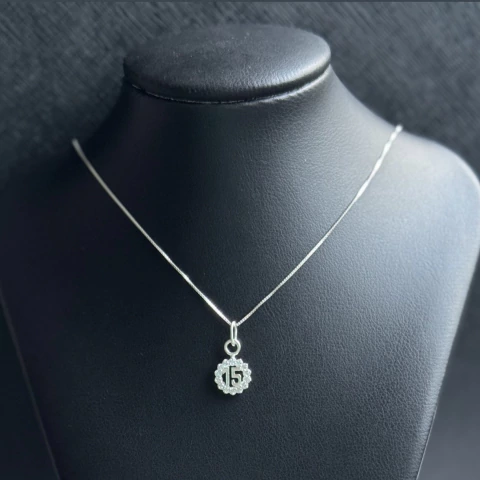 Colar 15 anos cravejado