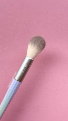 Pincel Iluminador Holographic Hbhof7 Rubyrose - comprar online